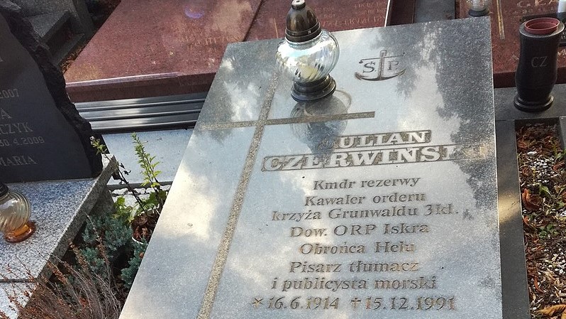 Read more about the article Wołyński biograf oficerów polskiej floty